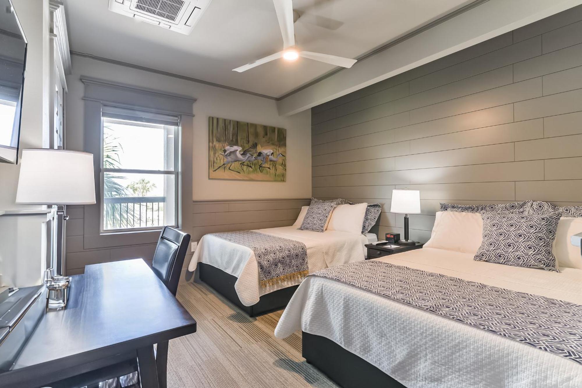 Harborwalk Lodge Hitchcock Bagian luar foto